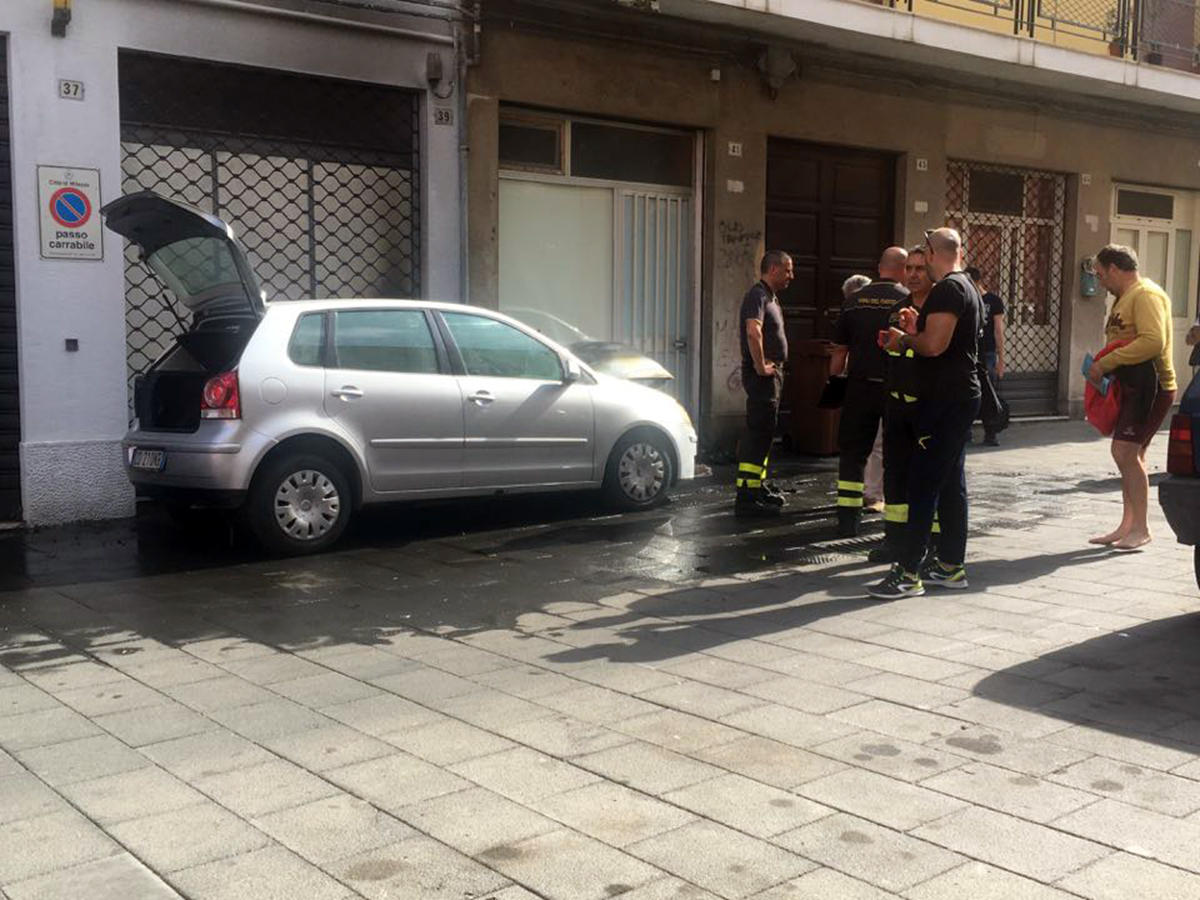 Milazzo, parcheggia l'auto per andare dal barbiere ma ritrova il mezzo ...